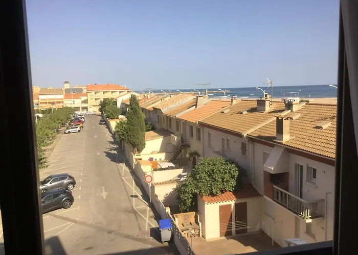 Toi Et Moi à 30 M De La De Centre Valras-Plage